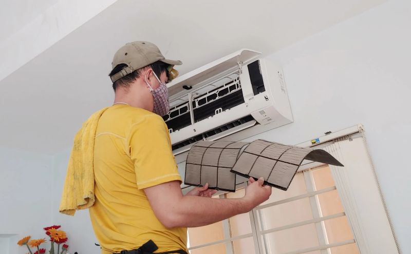 Bao lâu vệ sinh máy lạnh 1 lần?