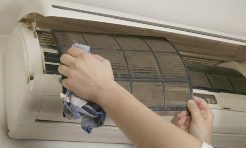 Cách vệ sinh máy lạnh tại nhà chi tiết