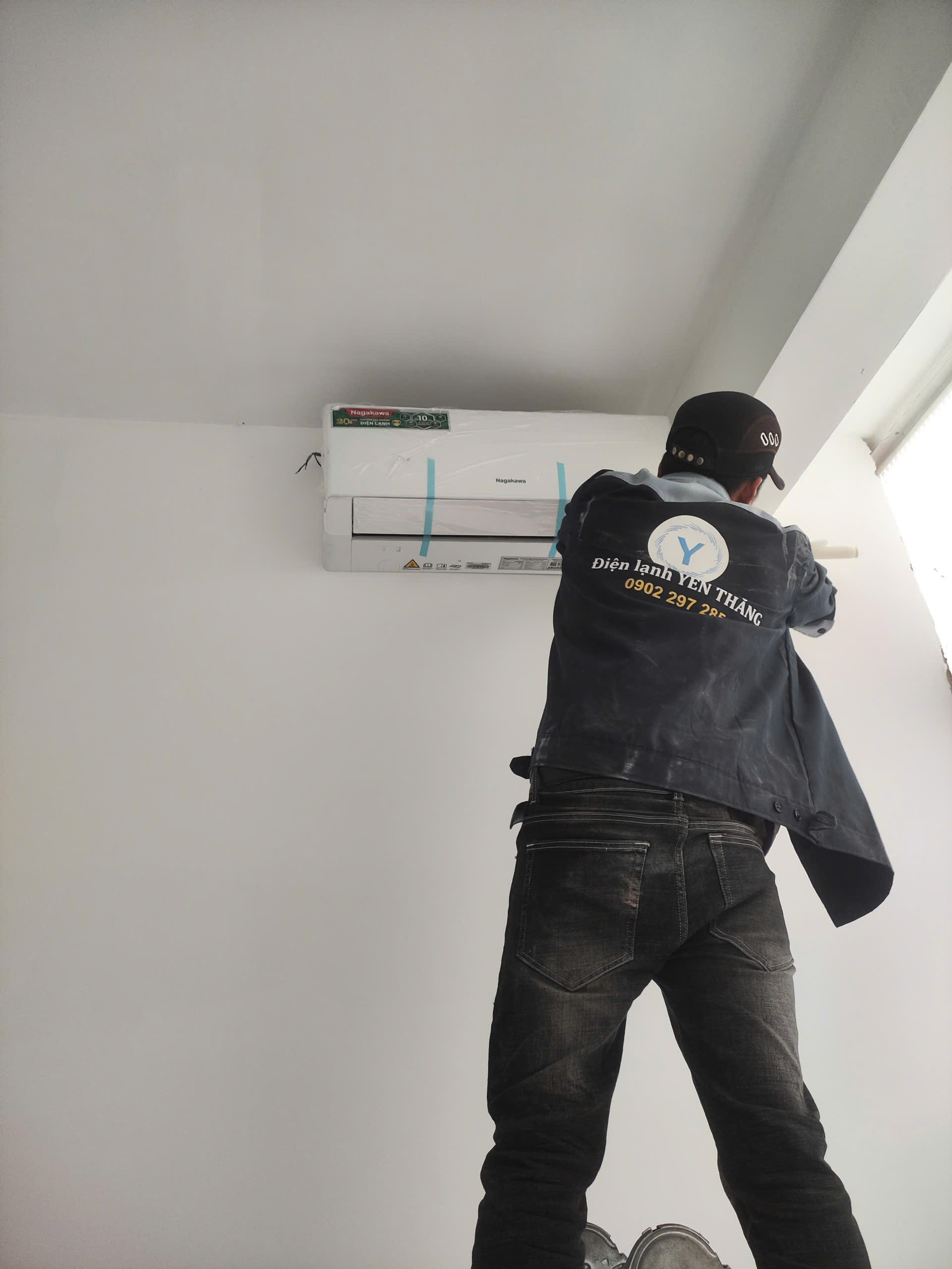 Dịch vụ vệ sinh máy lạnh tại nhà Huyện Nhà Bè